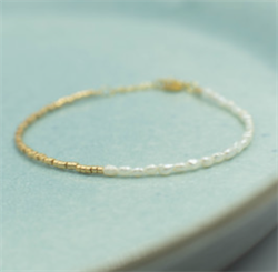 Smykish Armbånd - Tiny Pearl Bracelet, Pearl